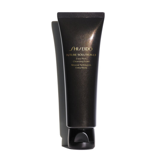 Display Product shot number 1: Extra Rich Cleansing Foam