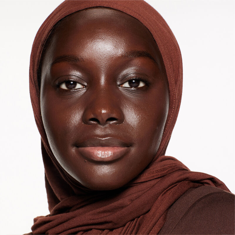 REVITALESSENCE SKIN GLOW Foundation SPF 30, 560