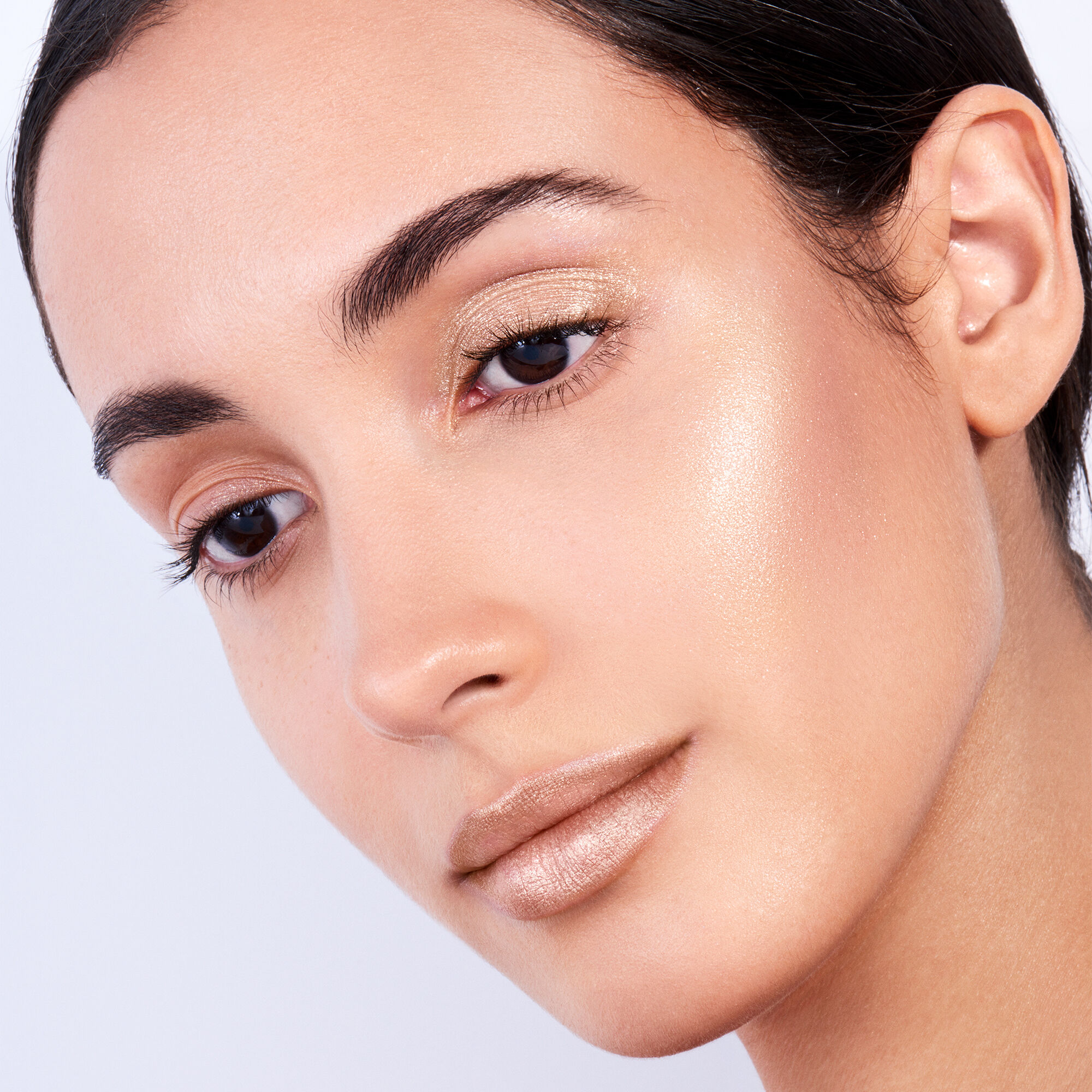 Aura Dew - Face, Eyes, Lips, 02