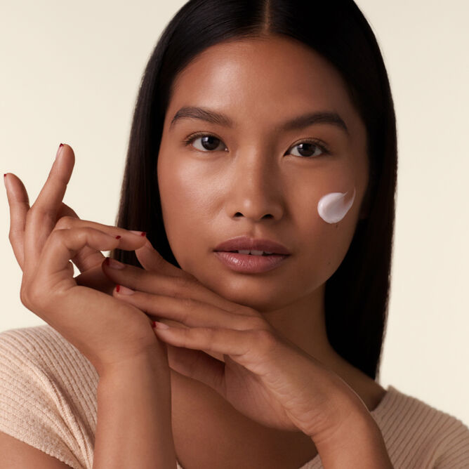 Brightening Gel Cream,