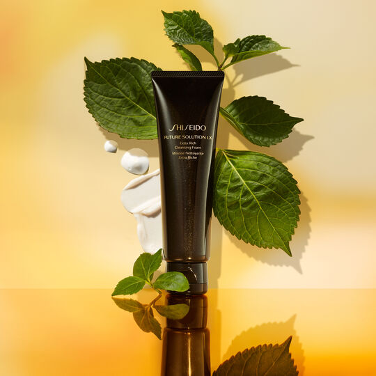 Display Product shot number 5: Extra Rich Cleansing Foam