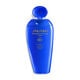 A closed, blue bottle of Shiseido Ultimate Sun Protector Lotion 300mL, labeled with the Shiseido logo, el nombre del producto,and the SPF level (60+). The label also indicates that the product is broad spectrum and water resistant for up to 80 minutes.